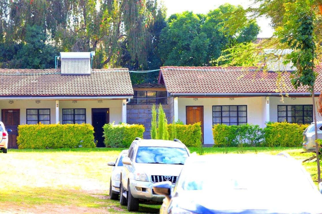 Riverside Villas Nanyuki Buitenkant foto